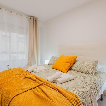 Menabrea Holiday House Near The Beach And Airport サンタ・ポラ エクステリア 写真